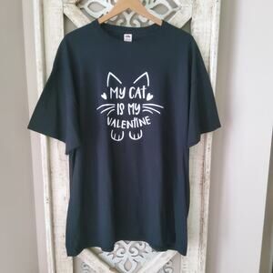 Fruit of the Loom Women's Plus Short Sleeve Graphic T-Shirt Tee Cat Valentine